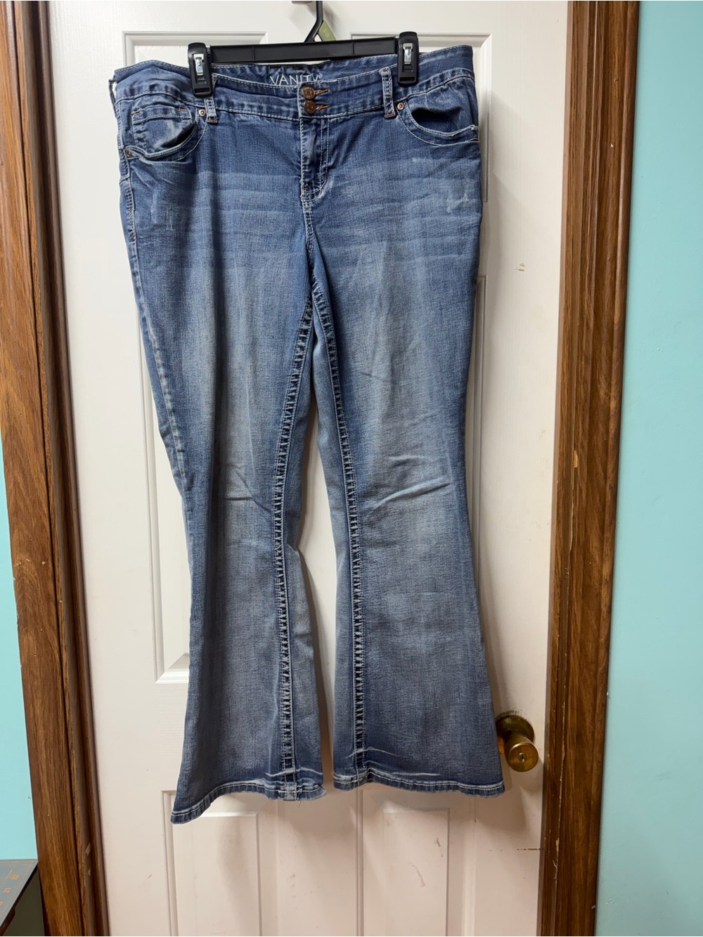Vanity Light Blue Flare Jeans women 33W/31L used has stains